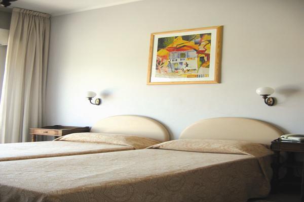 Hotel Moresco ดิอาโนมารีนา ภายนอก รูปภาพ